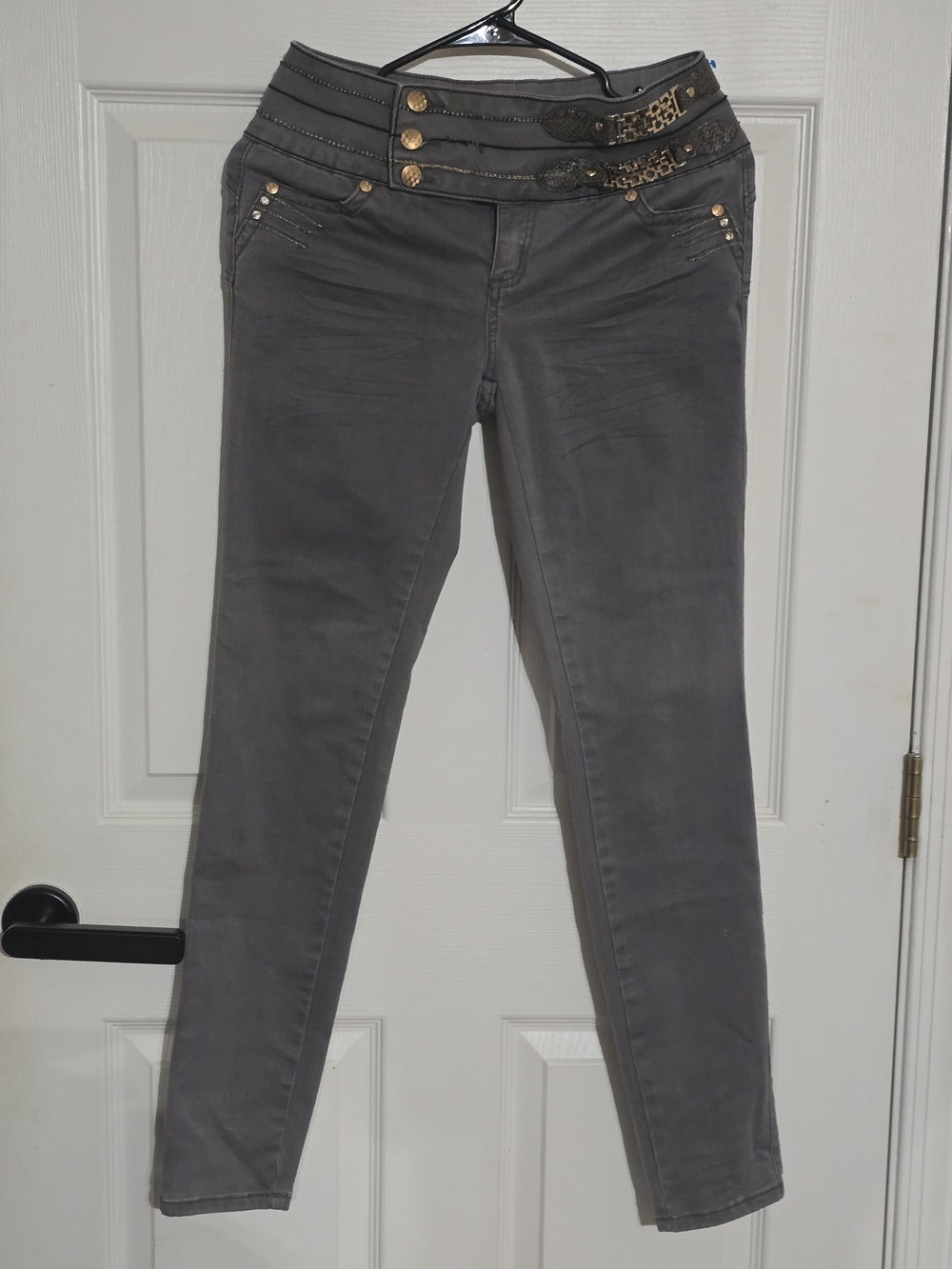 Women's Gray Skinny Jeans with Decorative Gold Buttons